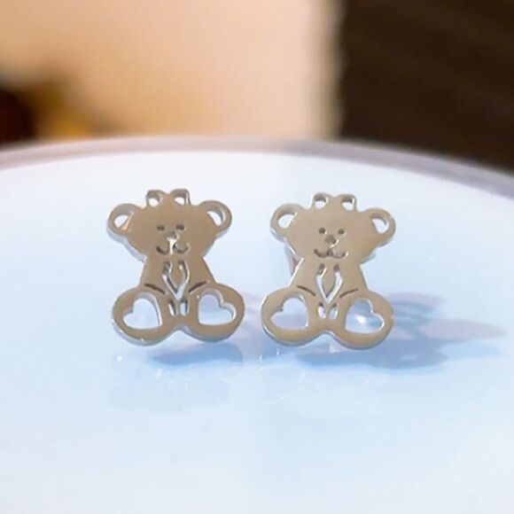 Silver Stainless Steel Cute Teddy Bear w/ Heart Paws Stud Earrings - Picture 1 of 2